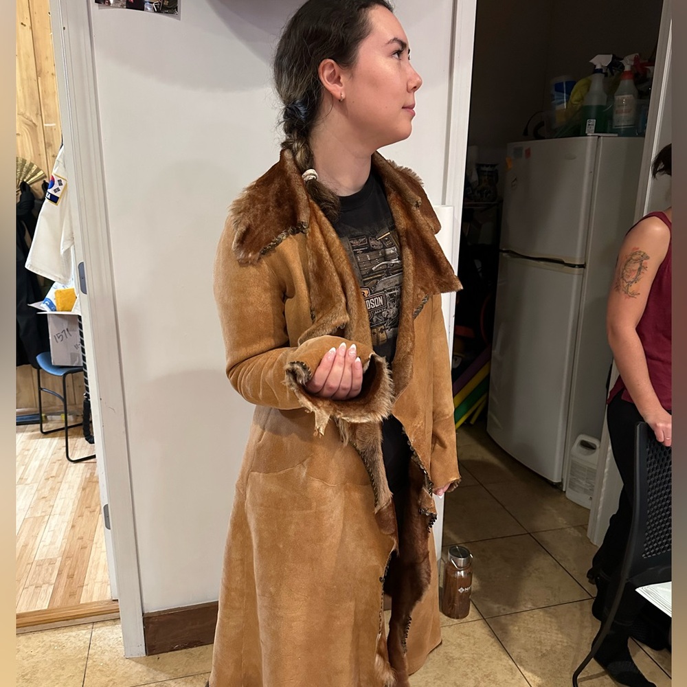 Luxurious Brown Shearling Trench Coat